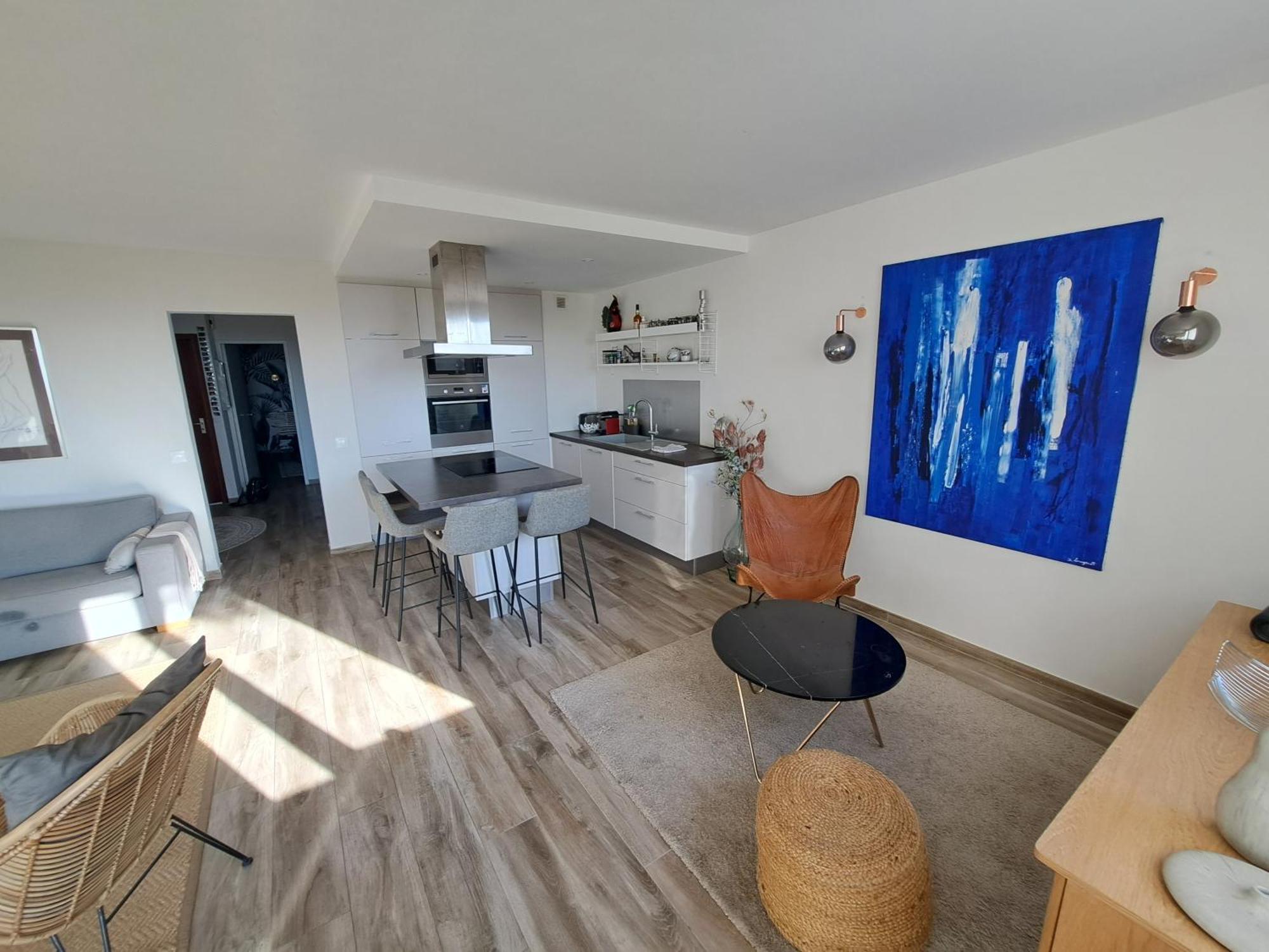 Apartment Superbe Piscine, Tennis, Vue Et Decore Avec Gout Cassis