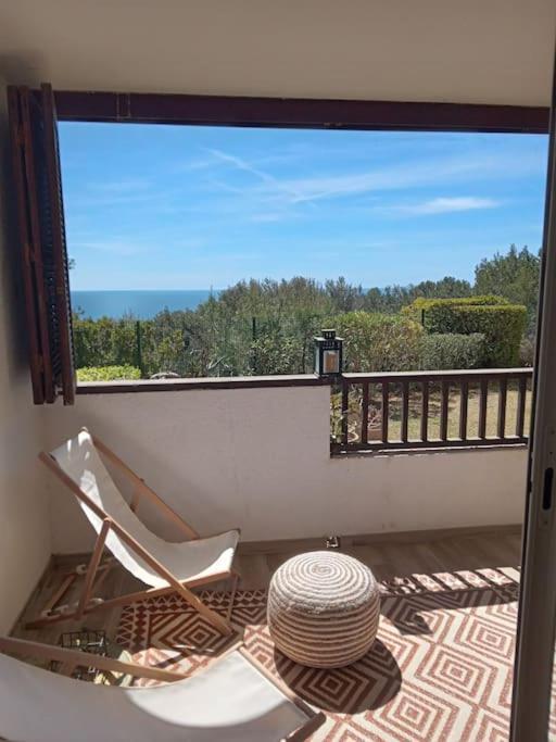 Superbe Piscine, Tennis, Vue Et Decore Avec Gout